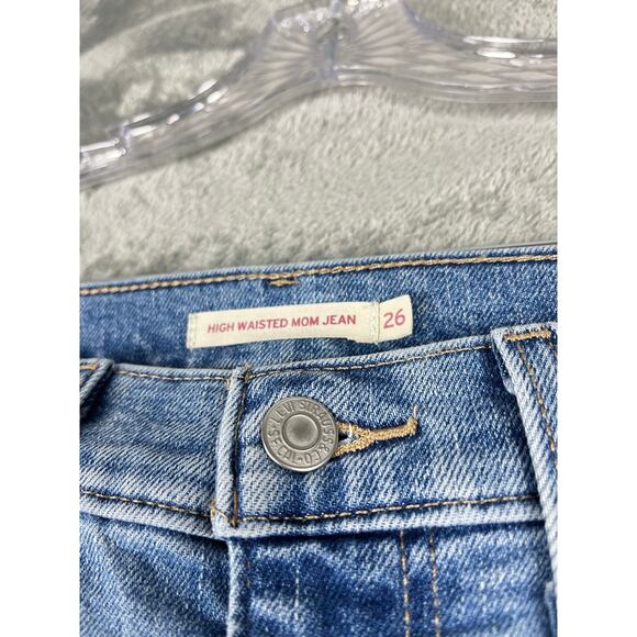 Levis High Waisted Mom Jeans 26 Distressed Light Wash Stretchy High Rise Grunge - Picture 5 of 16